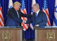 Ο Τραμπ υποδέχεται τον Νετανιάχου σε κρίσιμη στιγμή για την επανέναρξη των διαπραγματεύσεων στη Γάζα