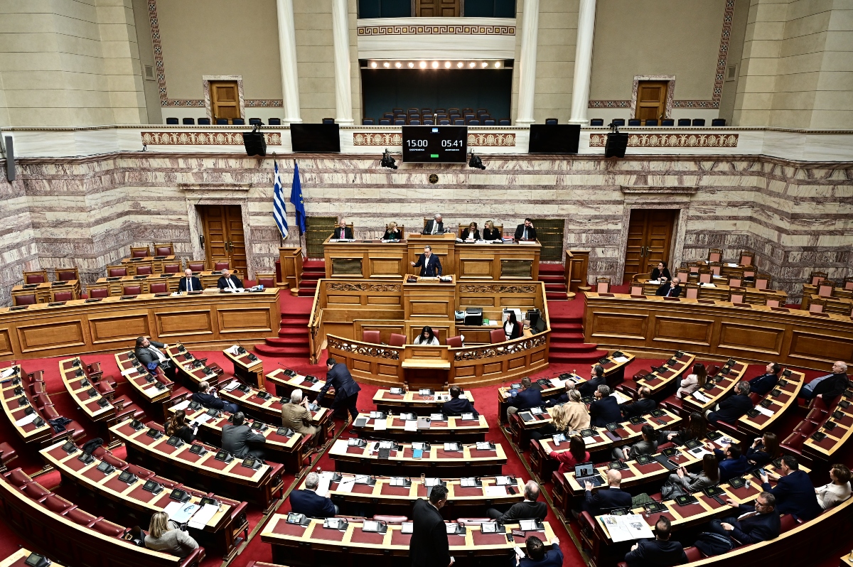 Αντιπολίτευση: Ομαδικά πυρά για τα Τέμπη