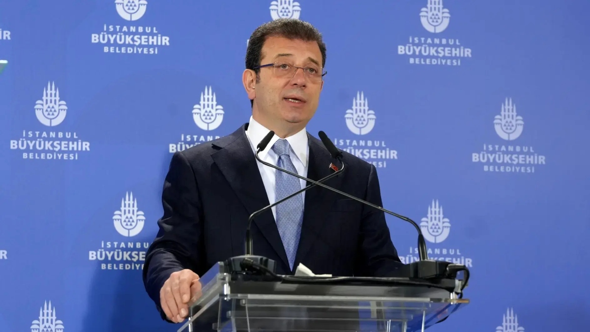 Ιμάμογλου: Ανακηρύχθηκε επίτιμος δημότης της πόλης του Παρισιού