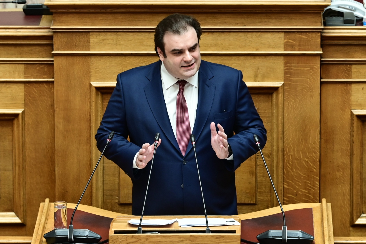 Πιερρακάκης: Οι μεγάλες προκλήσεις για τον νέο “τσάρο” της οικονομίας