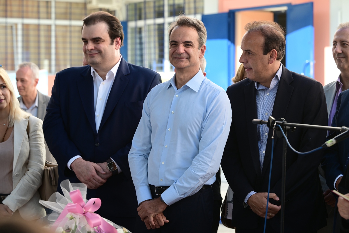 Ποιες προκλήσεις για τον νέο “τσάρο” της οικονομίας
