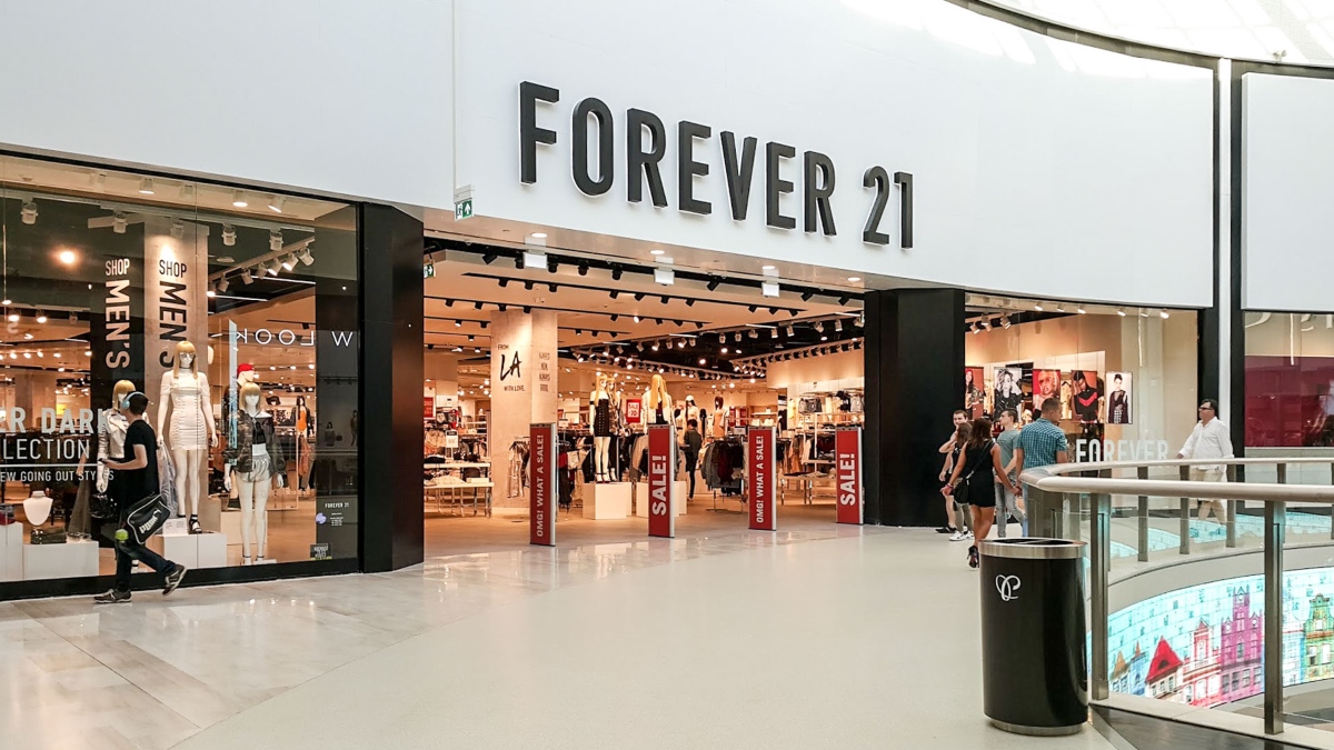 Η Forever 21 κατέθεσε αίτηση για πτώχευση στις ΗΠΑ