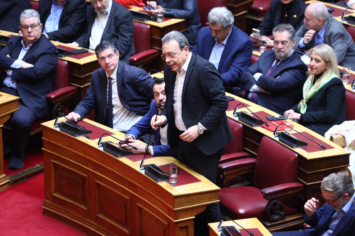 ΣΥΡΙΖΑ: Βουλευτές απουσιάζουν συνειδητά από την ορκωμοσία Τασούλα