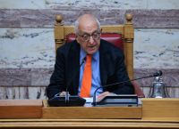 Μομφή κατά του βάνδαλου βουλευτή της «Νίκης» Νίκου Παπαδόπουλου απέδωσε ο Κακλαμάνης