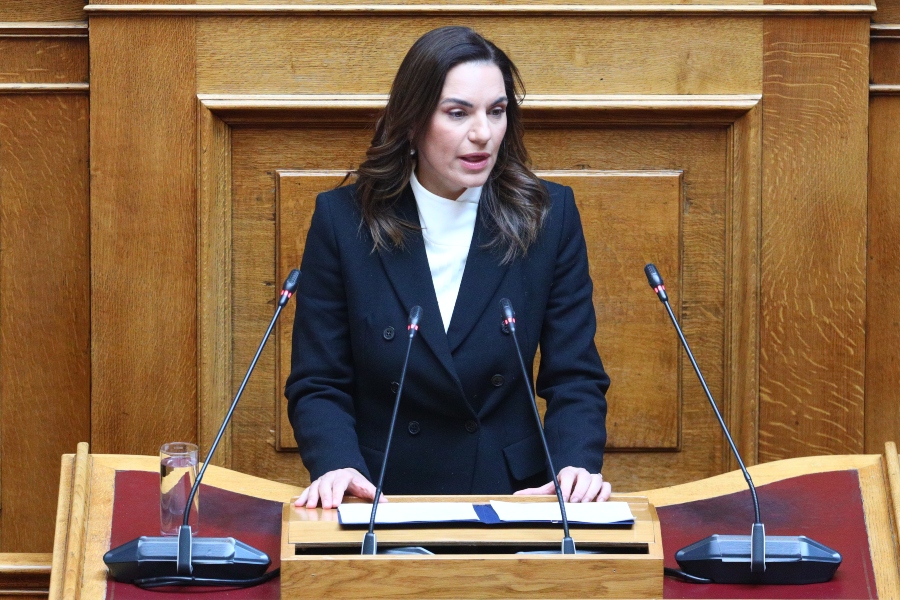 Κεφαλογιάννη για Σαντορίνη: Είναι ένας ασφαλής προορισμός