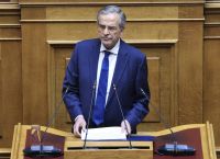 Αντώνης Σαμαράς: «Θα απέχω από την ψηφοφορία για την πρόταση δυσπιστίας» Αντώνης Σαμαράς: «Θα απέχω από την ψηφοφορία για την πρόταση δυσπιστίας»
