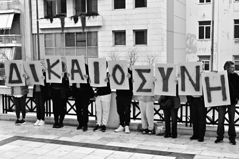 Μάτι: Την ενοχή 11 κατηγορούμενων και της Ρένας Δούρου, αλλά και την απαλλαγή 8 ζήτησε η εισαγγελέας