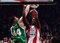 Ολυμπιακός – Παναθηναϊκός: Οι ερυθρόλευκοι κέρδισαν το ντέρμπι [76-74]