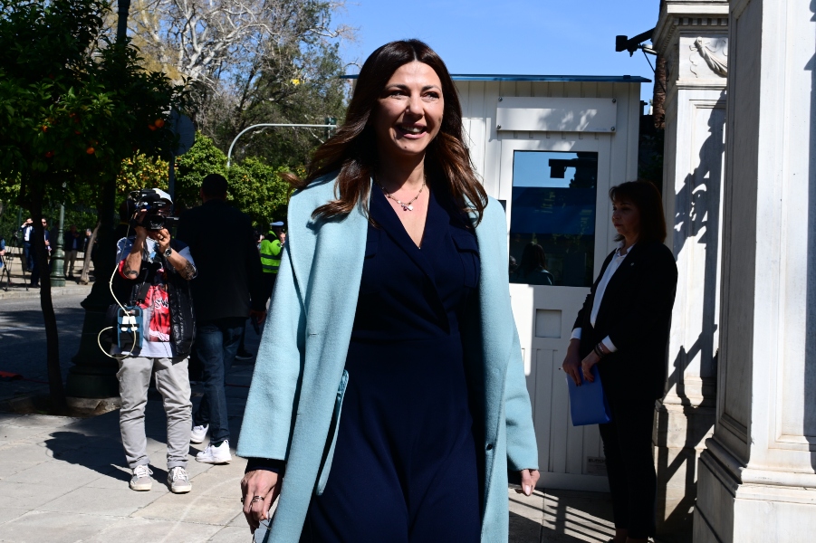 Ζαχαράκη: “Έρχομαι στο Υπουργείο Παιδείας με διάθεση διαλόγου με τα παιδιά”