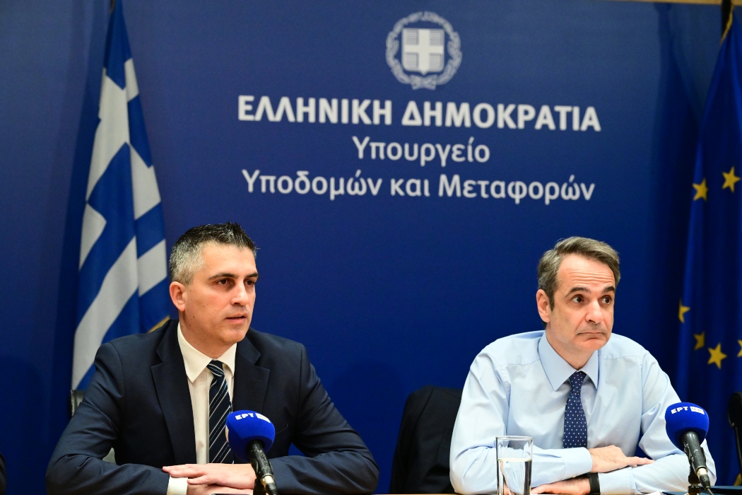 Μητσοτάκης στο Υπ. Μεταφορών: Κατεπείγουσα ανάγκη να αναβαθμιστεί το σιδηροδρομικό δίκτυο