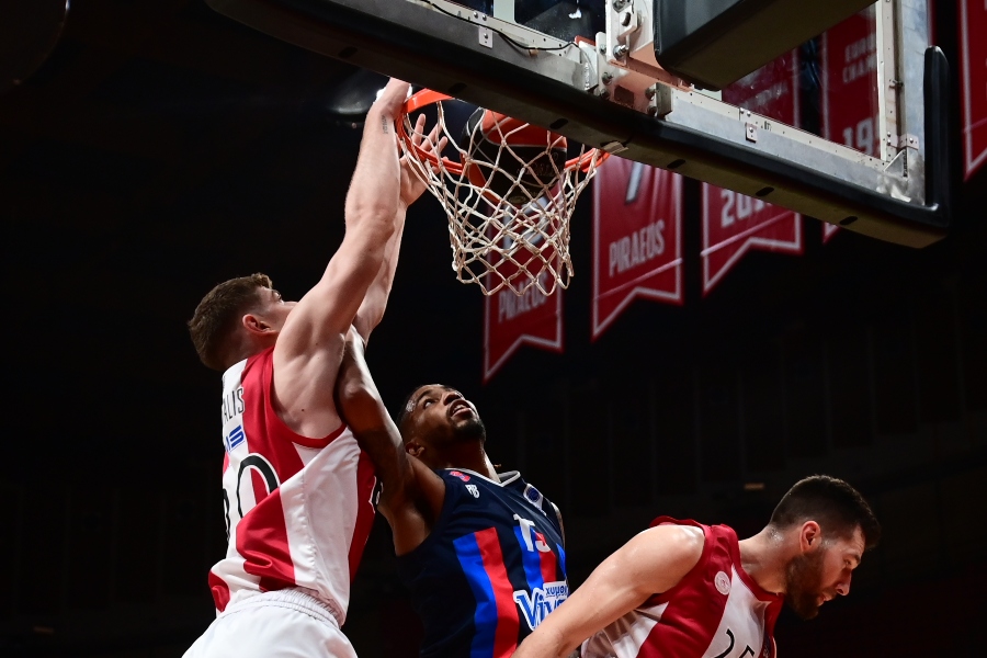 Basket League: Περίπατος για τον Ολυμπιακό κόντρα στον Πανιώνιο [95-64]