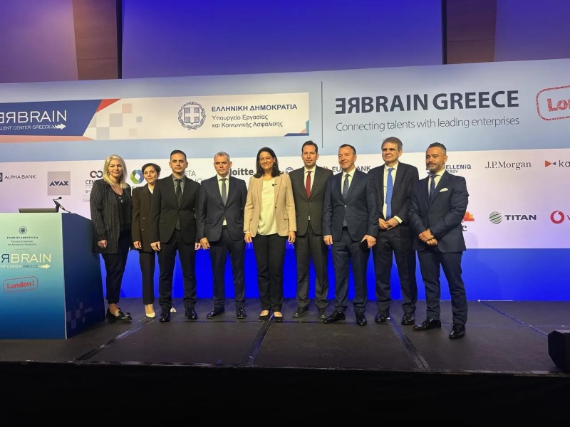 Κεραμέως: Πάνω από 1.300 Έλληνες στην εκδήλωση REBRAIN Greece στο Λονδίνο-Επιστρέφουν όλο και περισσότεροι