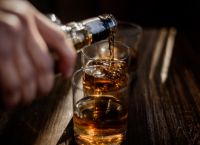 Greek Alcohol Exports Break the €100 Million Barrier in 2024 Greek Alcohol Exports Break the €100 Million Barrier in 2024
