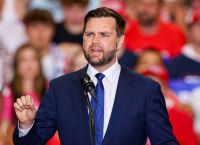 Βανς: Ο Ζελέσκι θα καταλήξει να διαπραγματευτεί για την ειρήνη