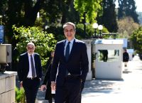 Στα υπουργεία Εσωτερικών και Ψηφιακής Διακυβέρνησης σήμερα ο Μητσοτάκης Στα υπουργεία Εσωτερικών και Ψηφιακής Διακυβέρνησης σήμερα ο Μητσοτάκης