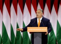 Κομισιόν: Ζητεί από την κυβέρνηση Όρμπαν την απόσυρση του νόμου περί διαφάνειας Κομισιόν: Ζητεί από την κυβέρνηση Όρμπαν την απόσυρση του νόμου περί διαφάνειας