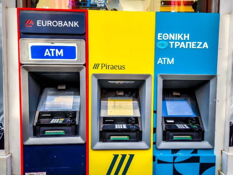 Συντάξεις Μαΐου 2025: Ξεκινούν οι πληρωμές στους δικαιούχους [Ημερομηνίες]
