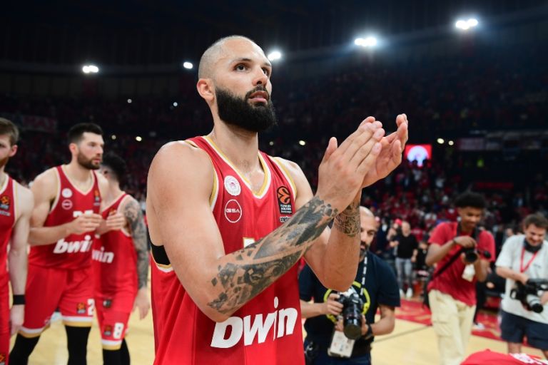 Ολυμπιακός – Ρεάλ Μαδρίτης: Προηγούνται με 2-0 οι «ερυθρόλευκοι» [77-71]