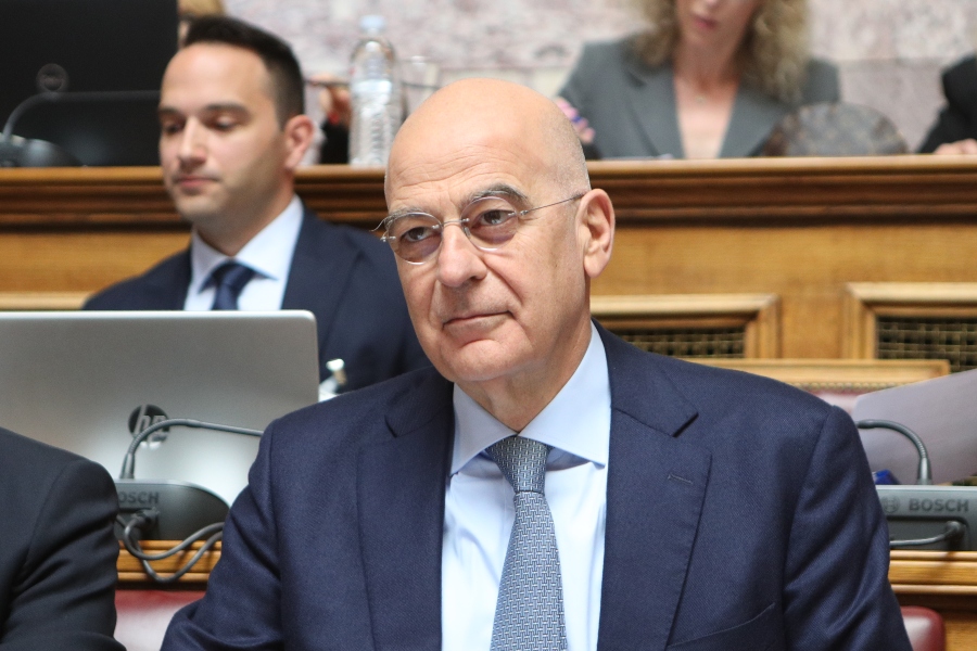 Δένδιας: Στόχος μας η διασφάλιση λειτουργίας των στρατιωτικών νοσοκομείων