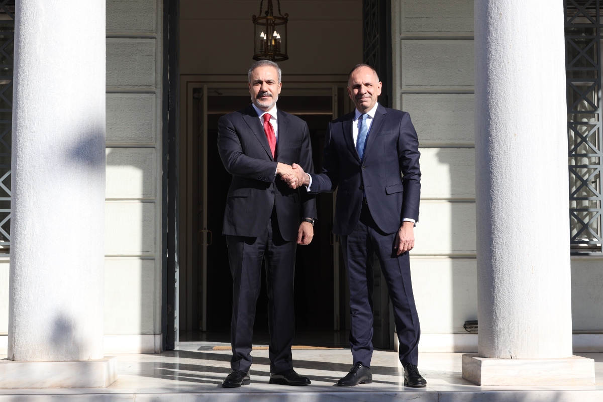 Συνάντηση Γεραπετρίτη – Φιντάν με φόντο τη σύλληψη Ιμάμογλου