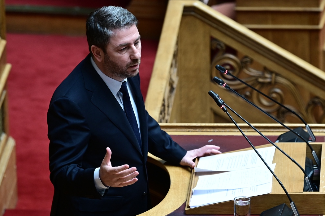 Ανδρουλάκης για Προανακριτική: Βλέπω deal μεταξύ Μητσοτάκη και Καραμανλή -Εσωκομματικό παζάρι η κατηγορία του