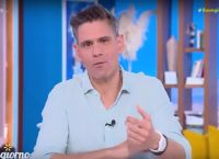 Ουγγαρέζος: Η απίστευτη γκάφα με προφυλακτικό στο ΑΤΜ – “Θα το πω όσο πιο κεκαλυμμένα μπορώ” Ουγγαρέζος: Η απίστευτη γκάφα με προφυλακτικό στο ΑΤΜ – “Θα το πω όσο πιο κεκαλυμμένα μπορώ”