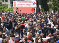 Εργατική πρωτομαγιά: Σε εξέλιξη οι συγκεντρώσεις-Σε ισχύ κυκλοφοριακές ρυθμίσεις [pics]
