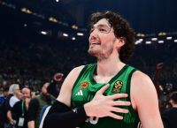 Cedi Osman: Απίστευτα νούμερα! Αυτά είναι τα ρεκόρ που πέτυχε κόντρα στην Εφές Cedi Osman: Απίστευτα νούμερα! Αυτά είναι τα ρεκόρ που πέτυχε κόντρα στην Εφές