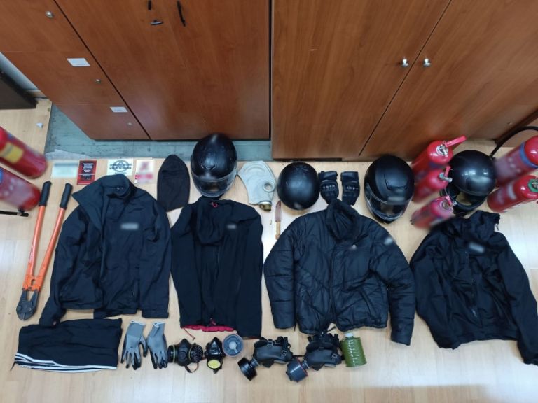 Κακουργηματική δίωξη σε βάρος των έξι συλληφθέντων για την επίθεση στη Νομική Αθηνών