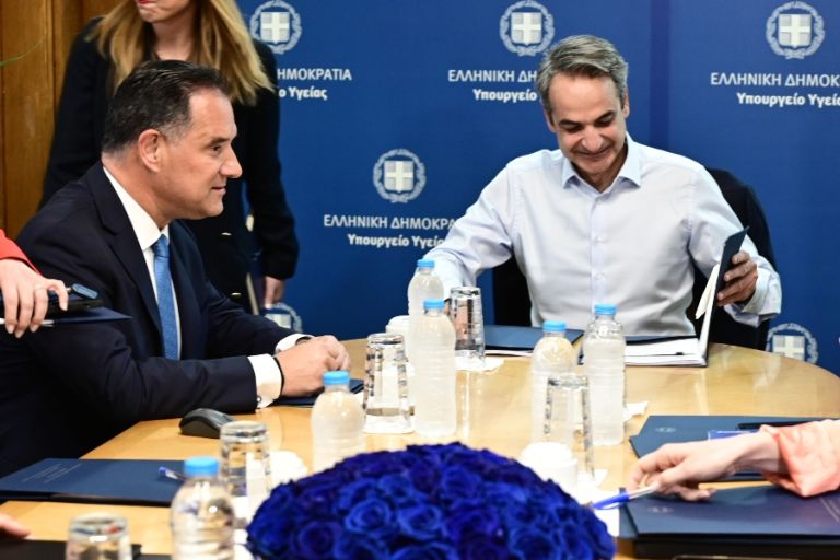Μητσοτάκης: Ολοκληρώθηκε η επίσκεψή του στο υπουργείο Υγείας
