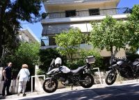 Ο γιος τη μαχαίρωσε στον λαιμό και στο κεφάλι – Η 84χρονη στο Χαϊδάρι προσπάθησε να αμυνθεί Ο γιος τη μαχαίρωσε στον λαιμό και στο κεφάλι – Η 84χρονη στο Χαϊδάρι προσπάθησε να αμυνθεί