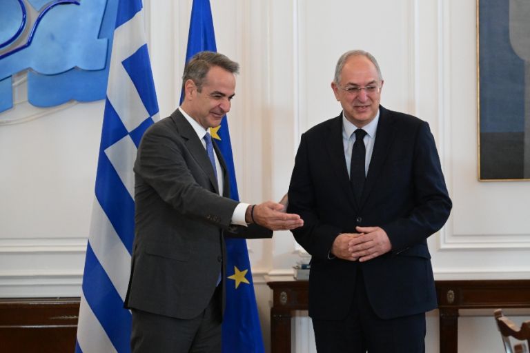 Συνάντηση Μητσοτάκη με τον Ευρωπαίο Επίτροπο Αλιείας Ωκεανών: Τι είπαν για τον Θαλάσσιο Χωροταξικό Σχεδιασμό