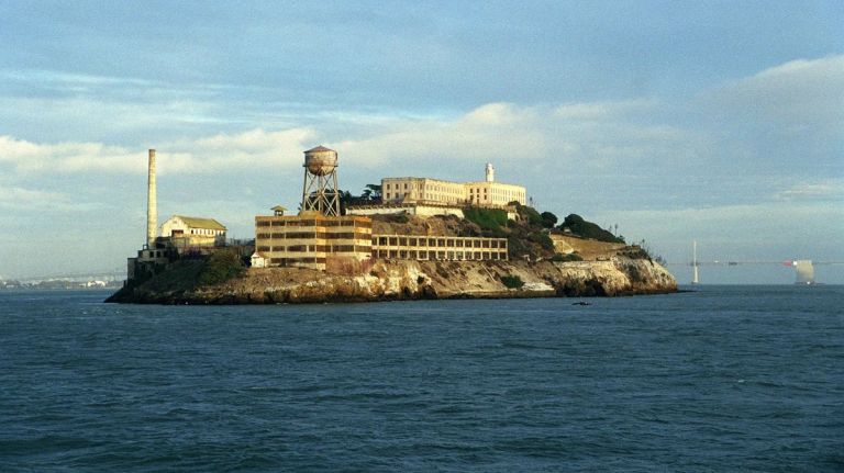 Διαταγή Τραμπ να ανοίξει ξανά η διαβόητη φυλακή του Αλκατράζ