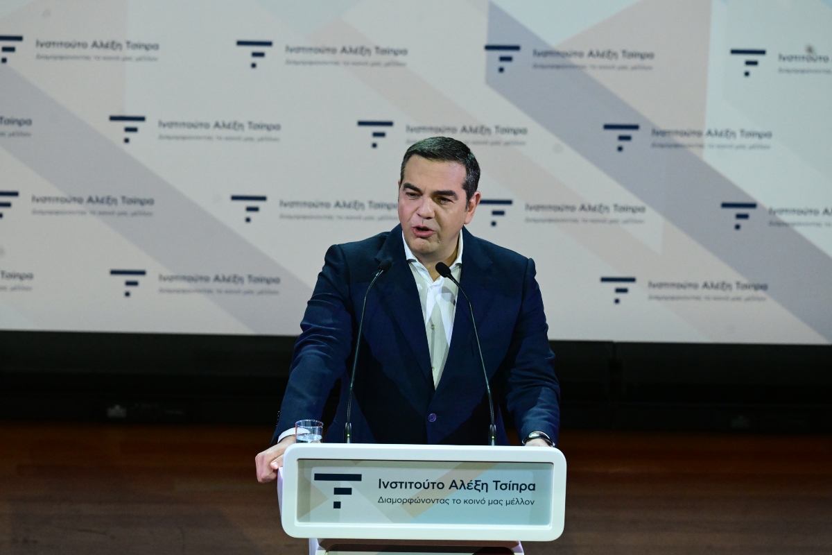 Η σκιά της επιστροφής Τσίπρα πάνω από την Κεντροαριστερά