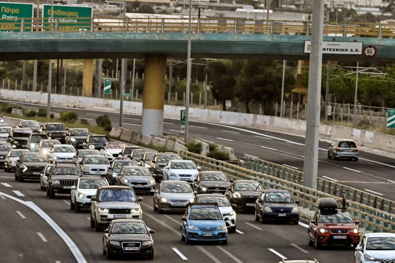 ΥΠΕΘΟ: 25 εκατ. ευρώ για την οδική ασφάλεια στην Αττική