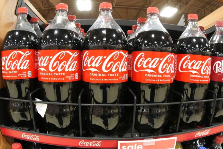Αγωγή κατά Coca-Cola και PepsiCo για τα πλαστικά απόβλητα στις Παρθένους Νήσους