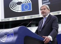 Η Κομισιόν όρισε τον πρώην επίτροπο Γιοχάνες Χαν Ειδικό Απεσταλμένο για το Κυπριακό Η Κομισιόν όρισε τον πρώην επίτροπο Γιοχάνες Χαν Ειδικό Απεσταλμένο για το Κυπριακό