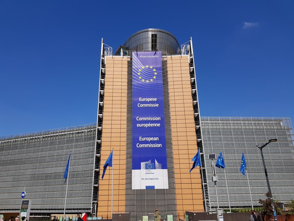 Κομισιόν: Συνεχίζονται οι διαπραγματεύσεις με ΗΠΑ – Στο τραπέζι οι μηδενικοί αμοιβαίοι δασμοί