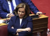 Μπακογιάννη για Σαμαρά: Το δις εξαμαρτείν ουκ ανδρός σοφού Μπακογιάννη για Σαμαρά: Το δις εξαμαρτείν ουκ ανδρός σοφού