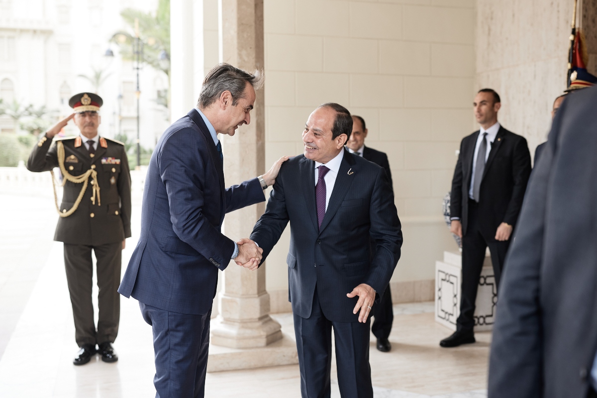 Προβληματισμός και ερωτηματικά για τη Μονή Σινά