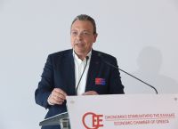 Φάμελλος: «Τέρμα οι ψηφοφόροι του δίευρου» Φάμελλος: «Τέρμα οι ψηφοφόροι του δίευρου»