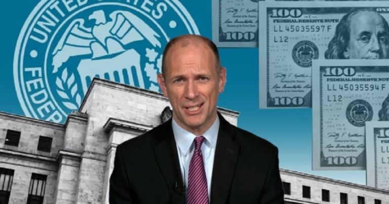 Γκούλσμπι [Fed]: Ανοιχτό το ενδεχόμενο μείωσης επιτοκίων τους επόμενους 10 με 16 μήνες