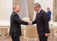 Ο Τούρκος ΥΠΕΞ Χακάν Φιντάν έγινε δεκτός από τον Πούτιν