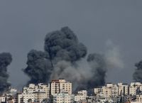 Πολύνεκροι βομβαρδισμοί στη Γάζα Πολύνεκροι βομβαρδισμοί στη Γάζα