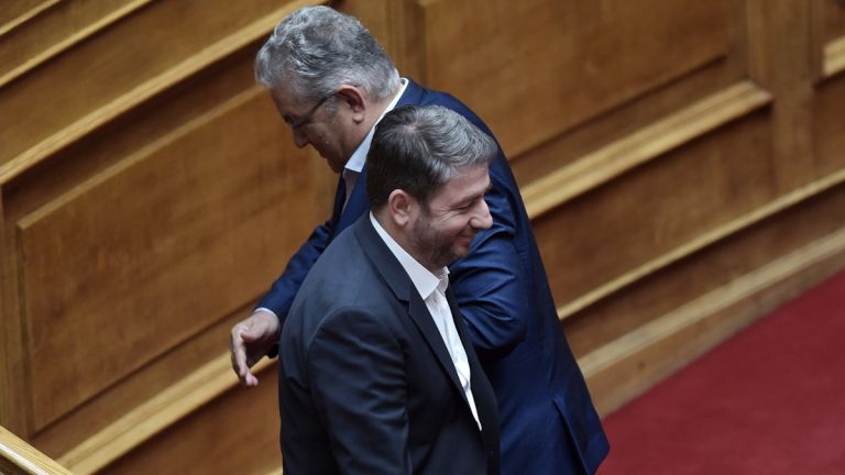 Άγρια κόντρα ΠΑΣΟΚ – ΚΚΕ: Στο σημείο μηδέν οι σχέσεις Ανδρουλάκη – Κουτσούμπα