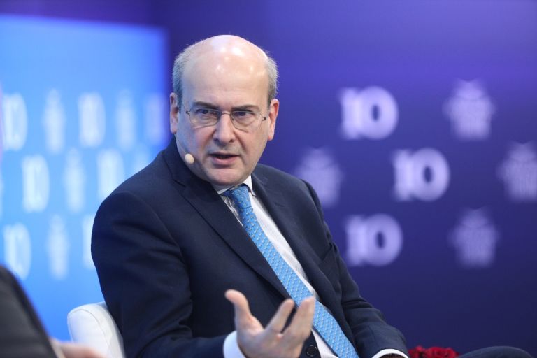 Χατζηδάκης: Πέντε άξονες πρωτοβουλιών για την οδική ασφάλεια