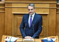 Τα μηνύματα του Μαξίμου για ΠΑΣΟΚ και άρση μονιμότητας Τα μηνύματα του Μαξίμου για ΠΑΣΟΚ και άρση μονιμότητας