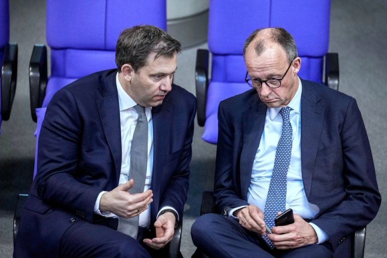 Γερμανία: Ο αντικαγκελάριος «αδειάζει» τον καγκελάριο για τα ουκρανικά πλήγματα στη Ρωσία