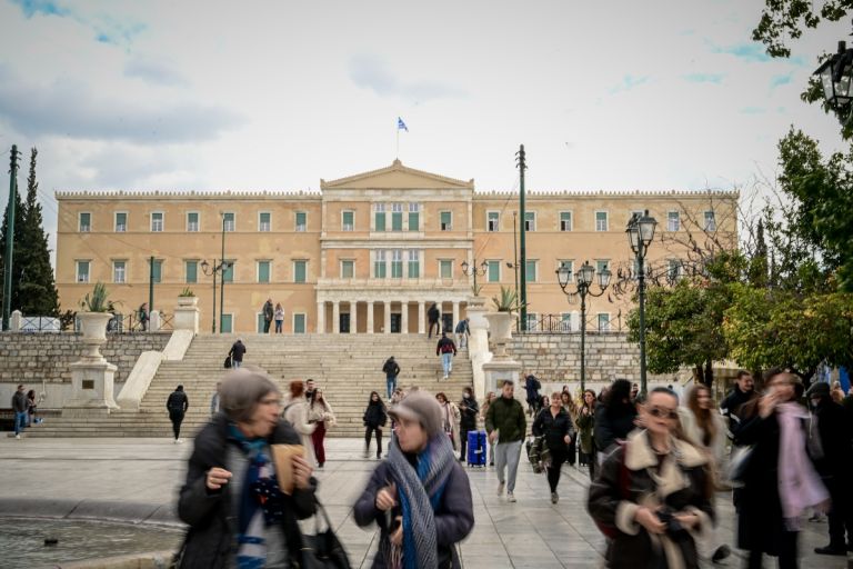 ΥΠΕΘΟ: Εκταμιεύονται 3,1 δισ. ευρώ από το Ταμείο Ανάκαμψης μετά το 5ο αίτημα πληρωμής