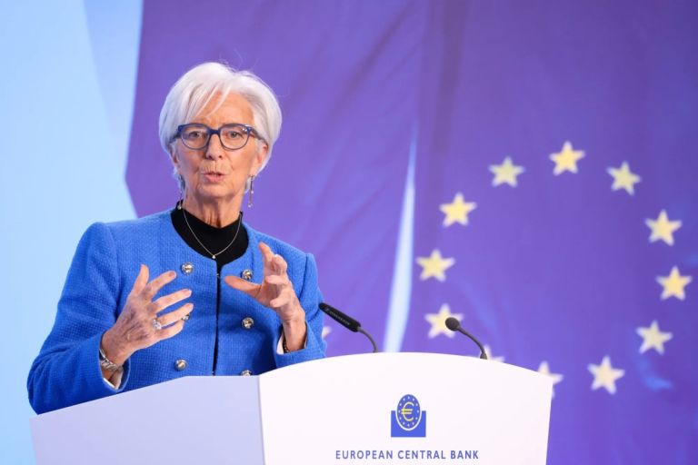 Λαγκάρντ: «Βλέπει» ευκαιρία για παγκόσμια αναβάθμιση του ευρώ λόγω Τραμπ